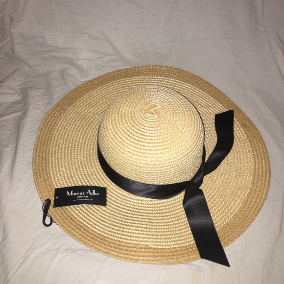 Marcus Adler hat - Picture 3 of 3